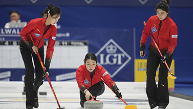 记者：阿诺德伤势严重，或将缺席2025年剩余比赛